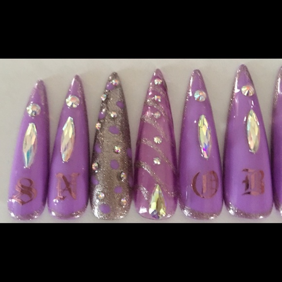 Lavender SNOB GIRL X-LONG stiletto Press on Nails - Picture 3 of 5